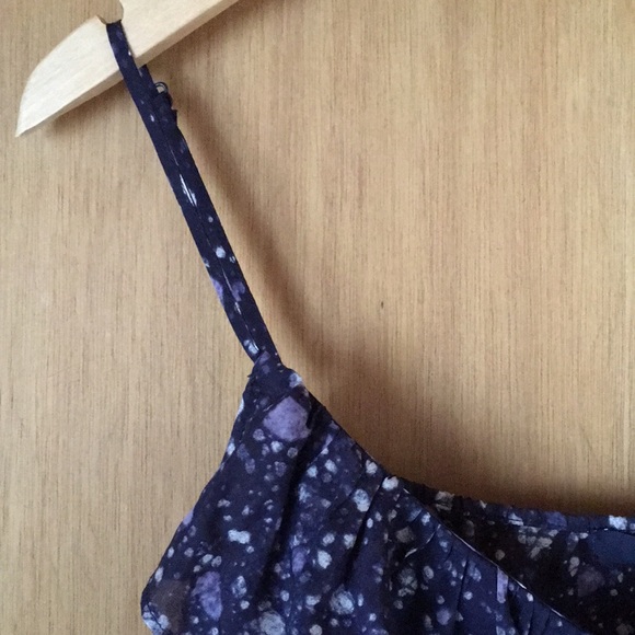 GAP Ruffle Camisole - Picture 3 of 5
